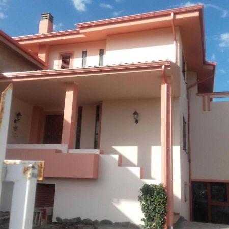 Asherat B&B Carbonia Exterior foto